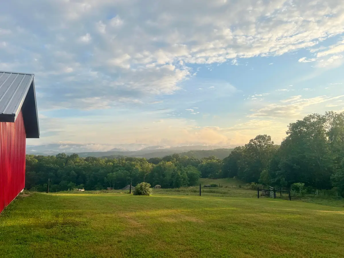 626 Miller Farm Rd, Peterstown, WV 24963 - #1