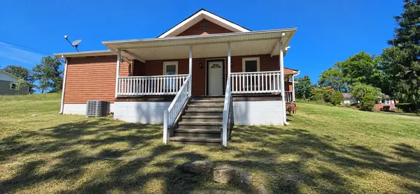 11 Castle Cove, Hinton, WV 25951