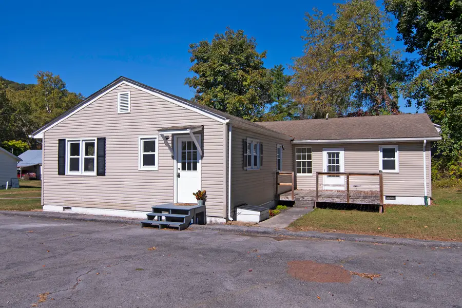 984 Tuckahoe Rd, White Sulphur Springs, WV 24986 - #2
