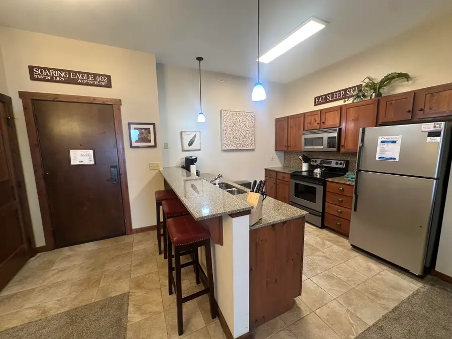 Soaring Eagle Lodge, Snowshoe, WV 26209 - #3