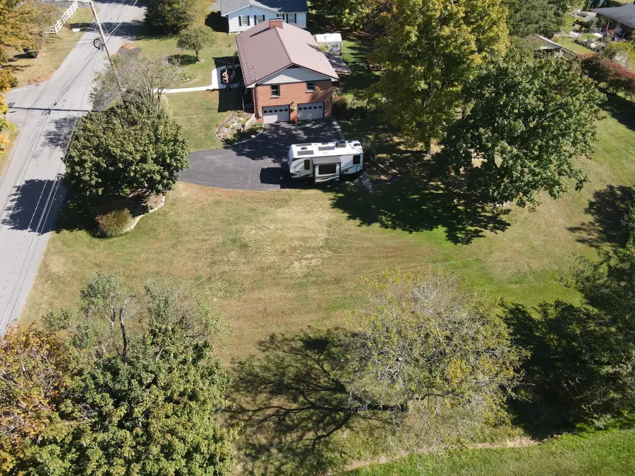 445 Rowan Rd, White Sulphur Springs, WV 24986 - #3