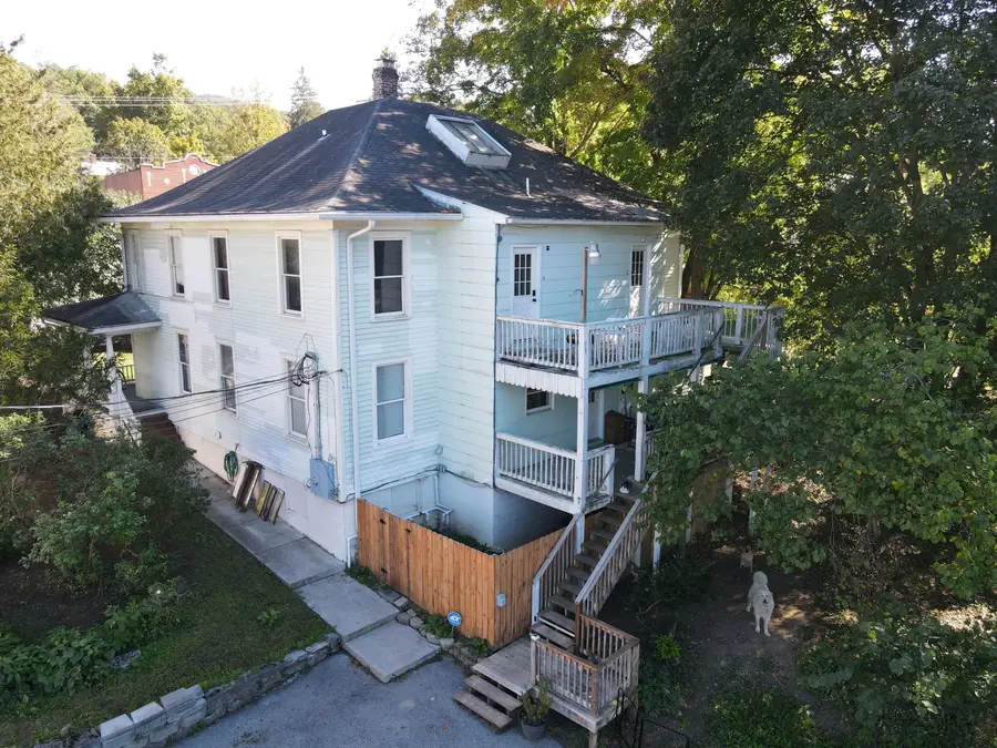 447 W Main, White Sulphur Springs, WV 24986 - #3