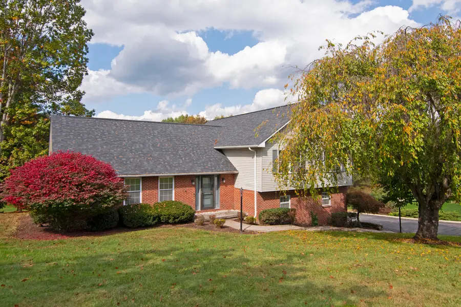 250 Sunshine, Lewisburg, WV 24901 - #3