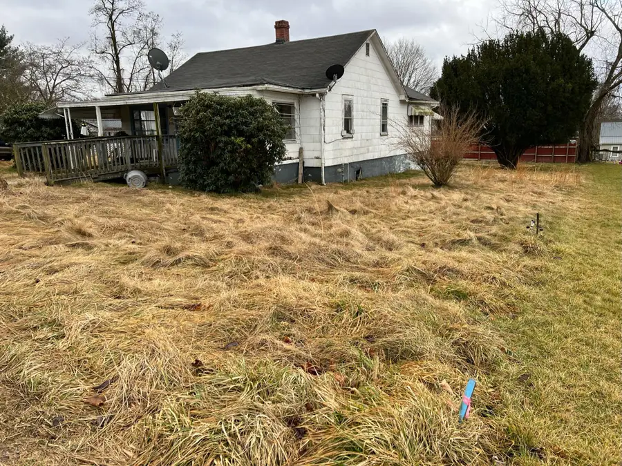 426 Anderson St, Lewisburg, WV 24901 - #2