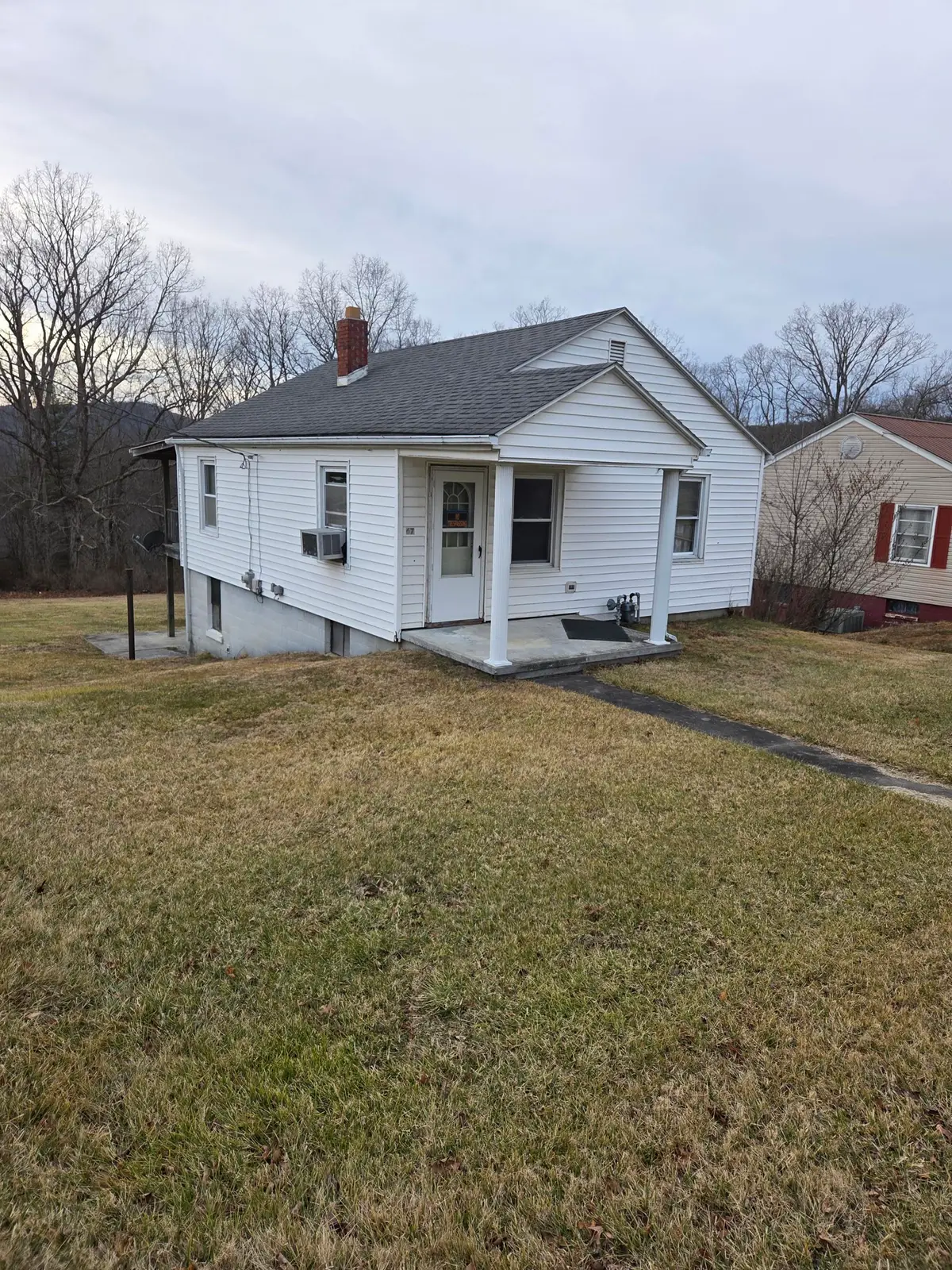 153 Stanley Hill Rd, Peterstown, WV 24963 - #1