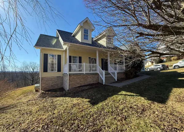 298 Thomas Jefferson Dr, Princeton, WV 24739