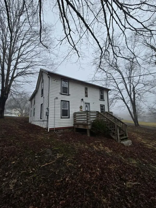 3684 Teaberry Rd, Ronceverte, WV 24970