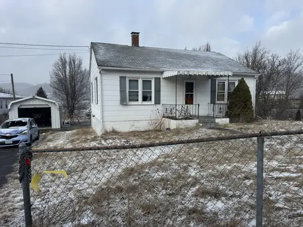 196 Perdue St, Bluefield, WV 24701