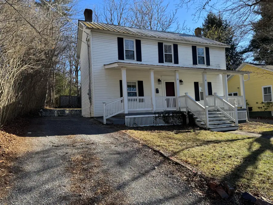 154 Lee Street, Lewisburg, WV 24901 - Image #2