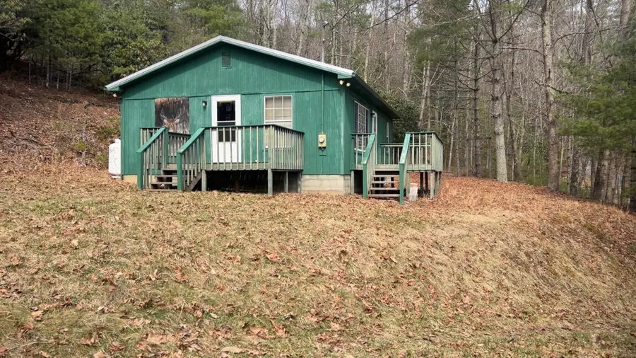 1649 Sunset Rd, Marlinton, WV 24954 - #2