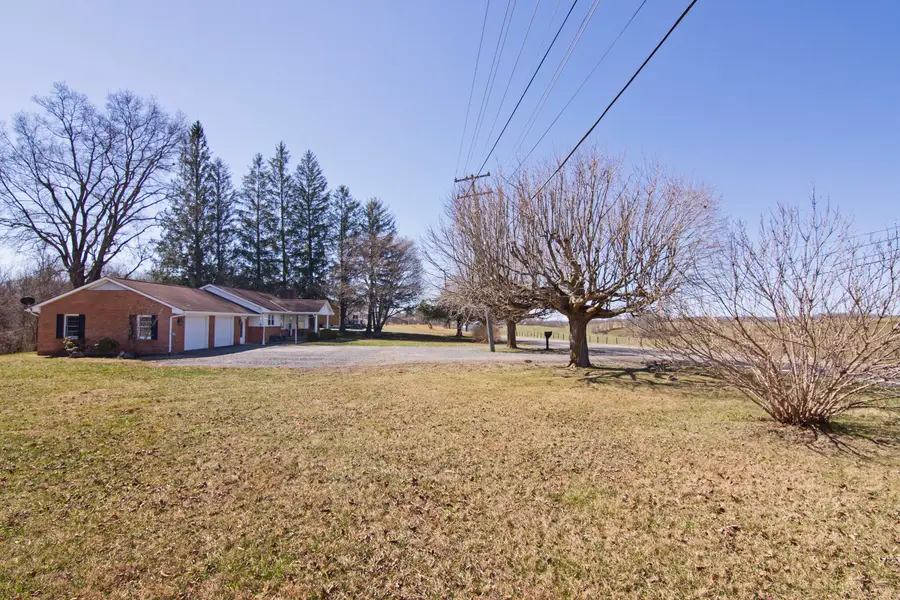 N 16000 Seneca Trail N, Maxwelton, WV 24957 - Image #3