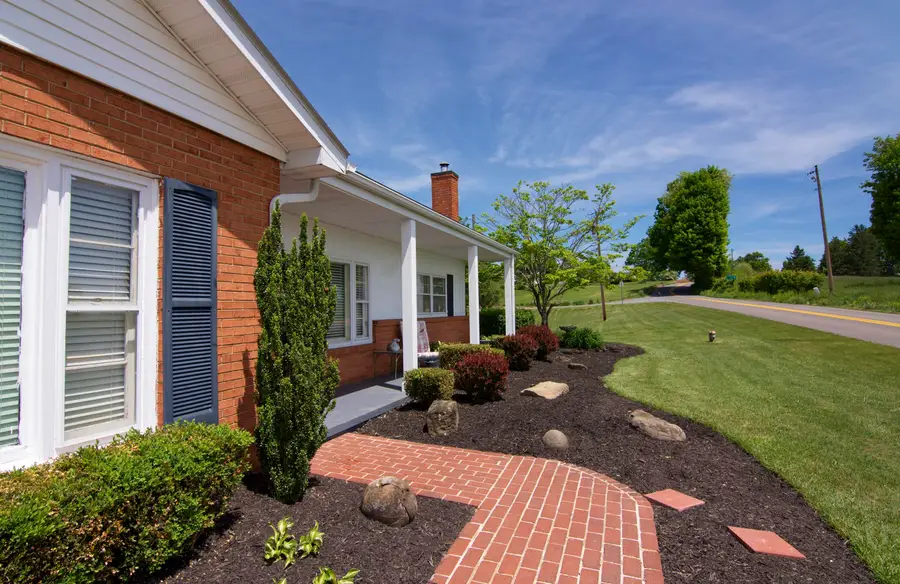 4061 Fairview Rd, Lewisburg, WV 24901 - #3