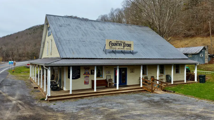 8869 Sweet Springs Valley Rd, Gap Mills, WV 24941 - #3