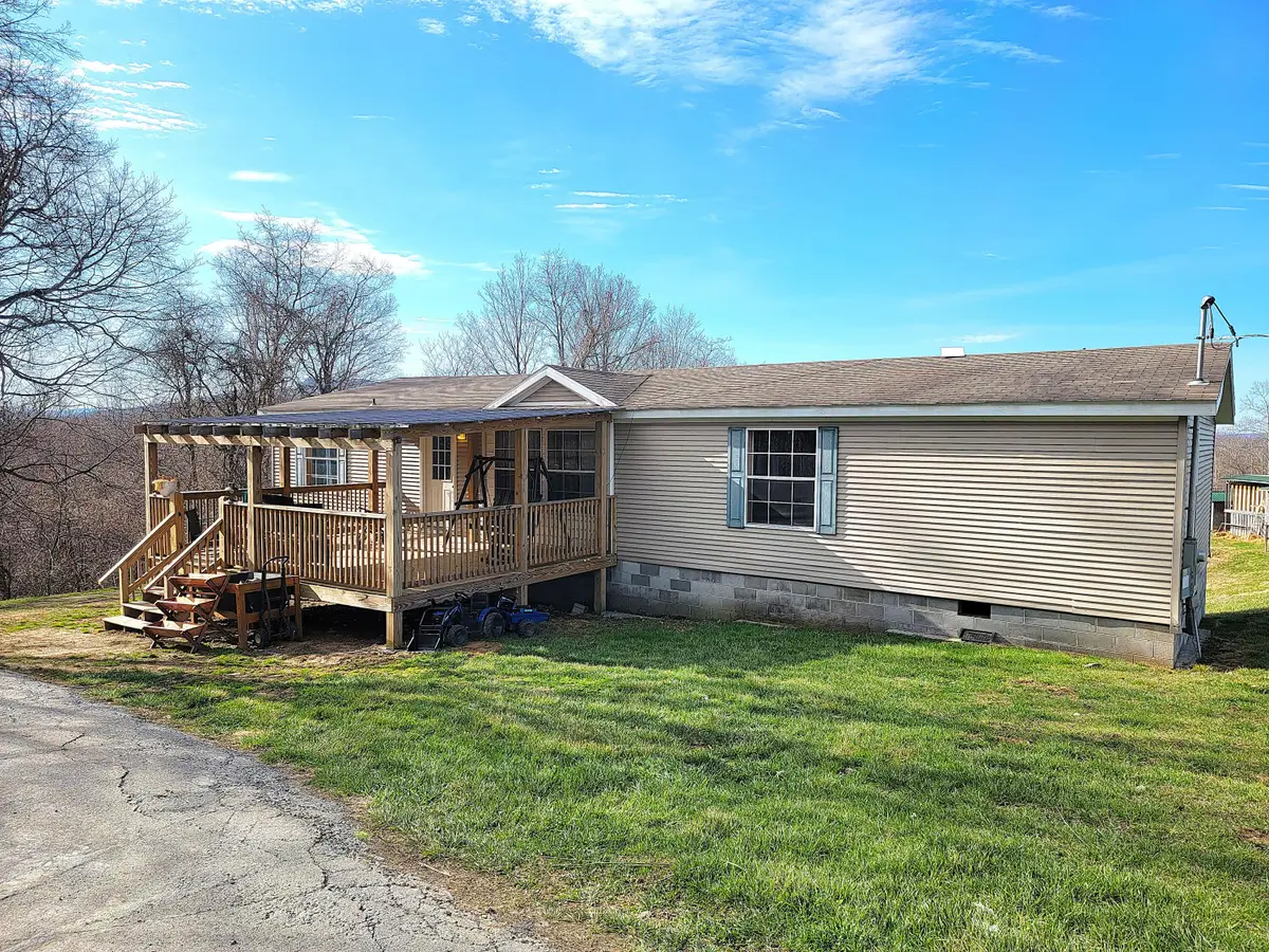 83 Hoss Lane, Alderson, WV 24910 - #1