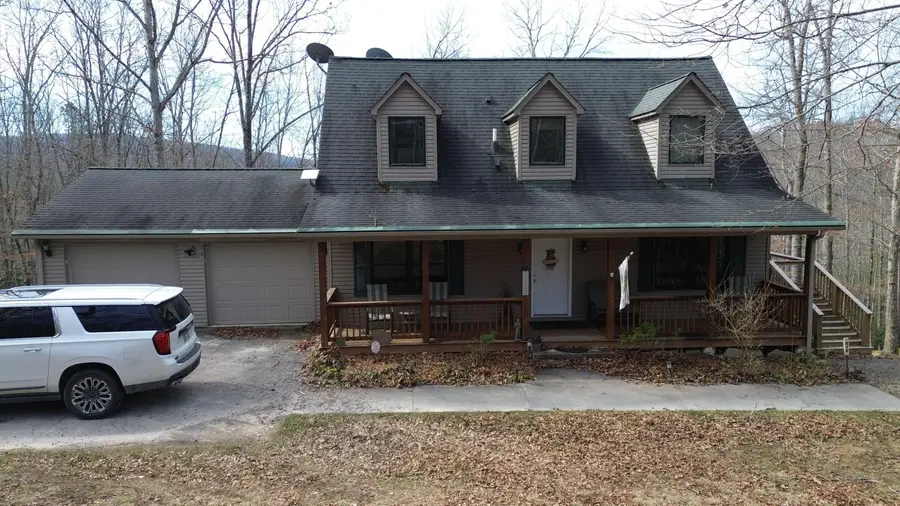 818 Seneca Estates Rd, Buckeye, WV 24924 - #3