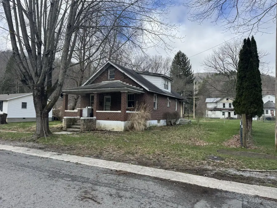 1114 Third Ave, Marlinton, WV 24954 - #2