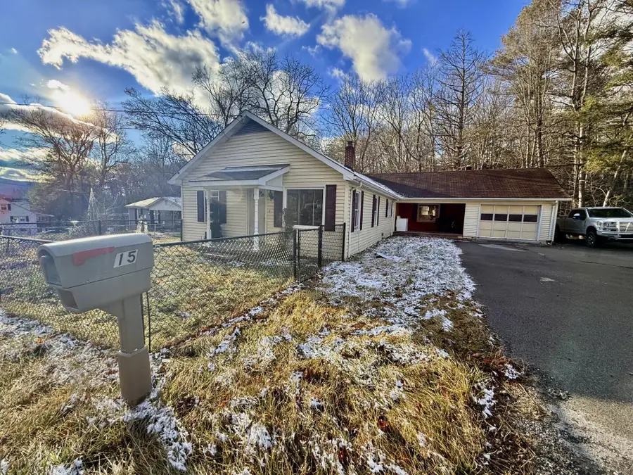 715 Ballard Red Sulphur Pkwy, Peterstown, WV 24963 - Image #2