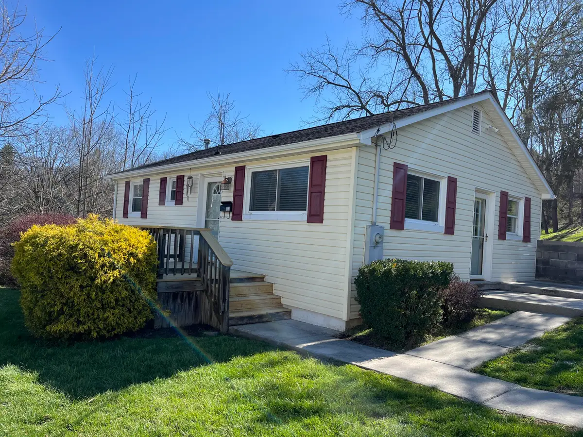 133 Lafayette St, Lewisburg, WV 24901 - #1