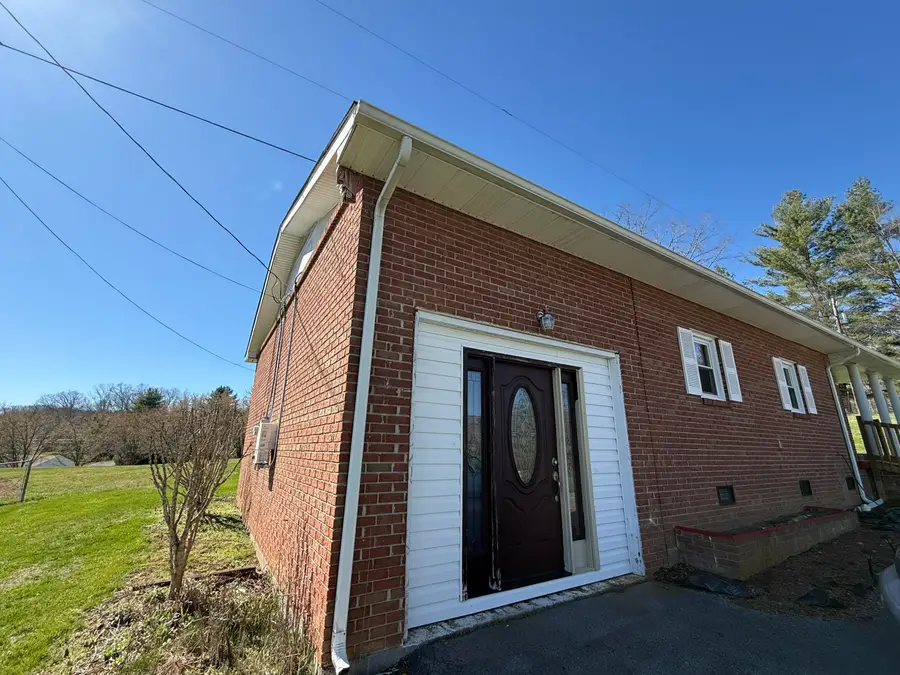 201 Abbott Way, Princeton, WV 24739 - #2