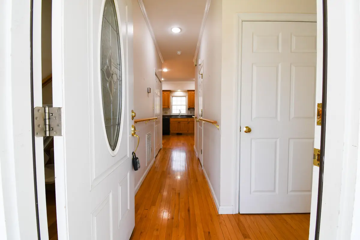 283 Stonehouse Woods Dr, Caldwell, WV 24925 - #1