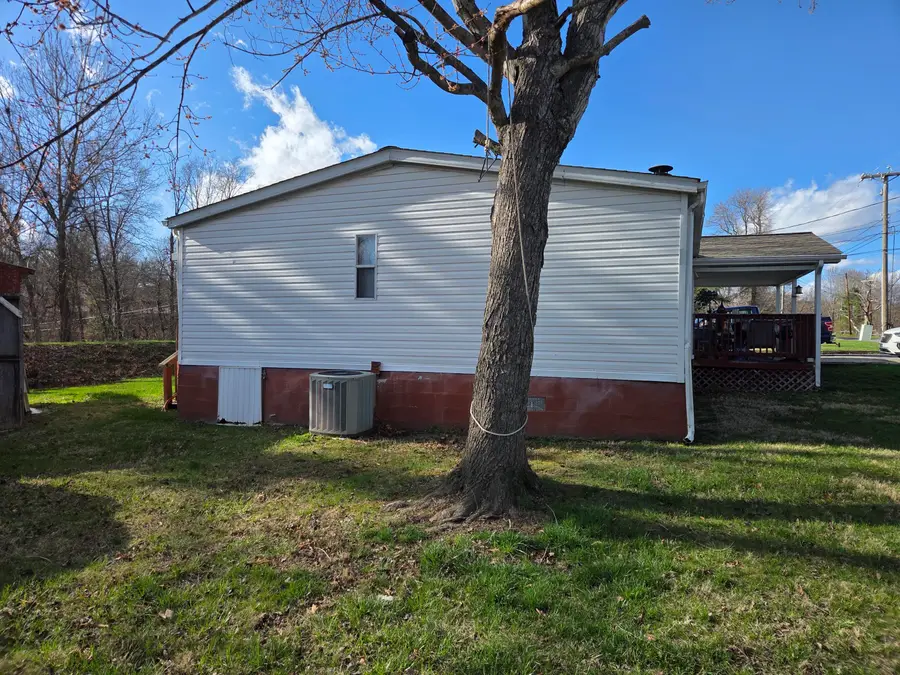 4873 Roger Loop, Pulaski, VA 24301 - #3