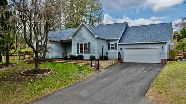 205 Ruffner Drive, Lewisburg, WV 24901