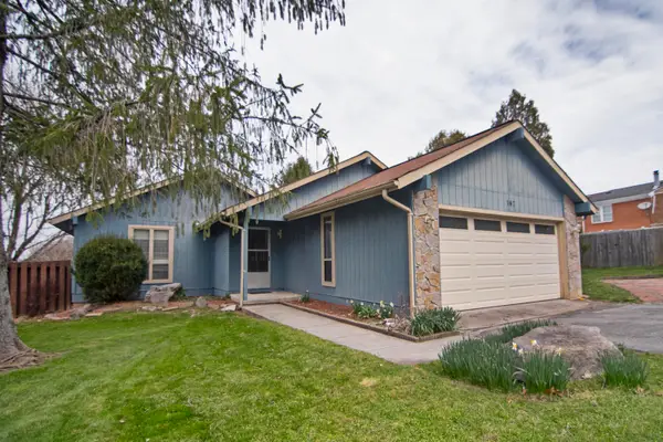 147 Blackbird Way, Lewisburg, WV 24901