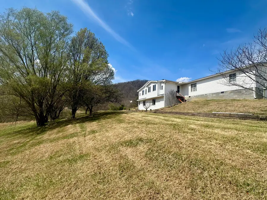 1265 Willow Bend Rd, Lindside, WV 24951 - #3