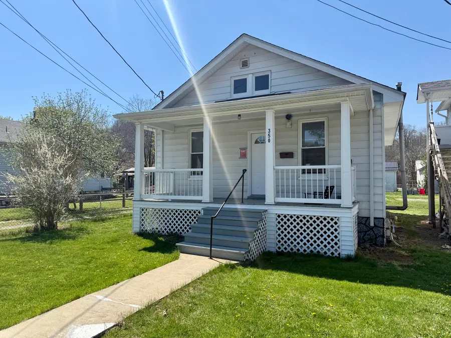 350 Ingleside Ave, White Sulphur Springs, WV 24986 - #3