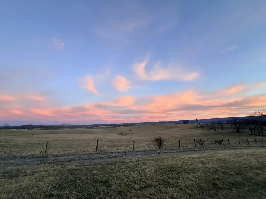 725 Old Spruce Rd, Union, WV 24983 - #2