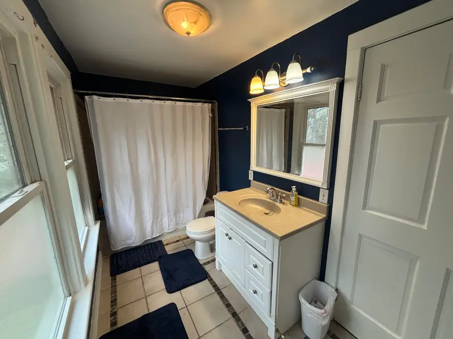 20 Alderson Ave, Alderson, WV 24910 - #3