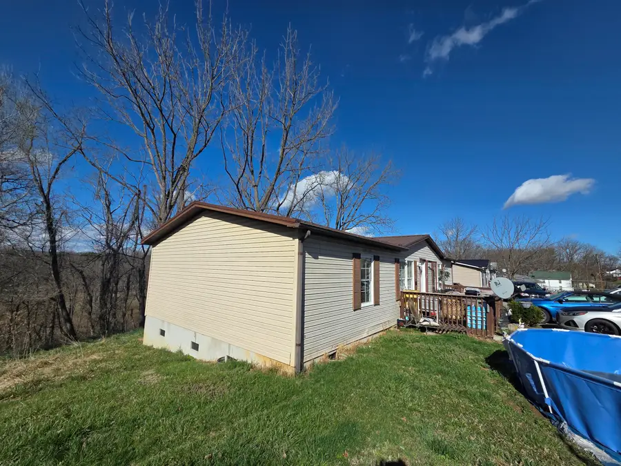 713 Peppers Ferry Rd, Pulaski, VA 24301 - #2