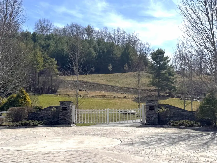 31 White Rock Trl, Caldwell, WV 24925 - #2