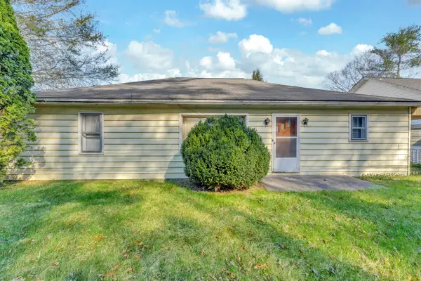 114 Crizer Ave, White Sulphur Springs, WV 24986