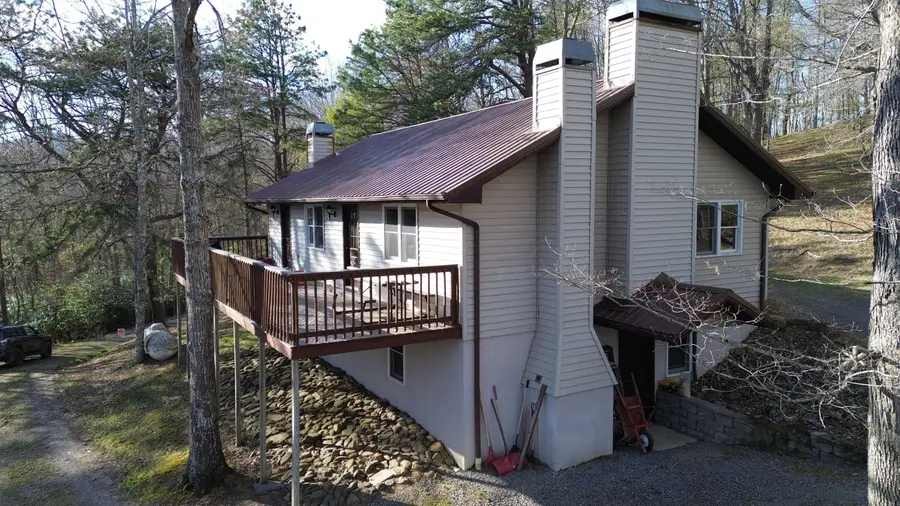 219 Seneca Crest Dr, Buckeye, WV 24924 - #3