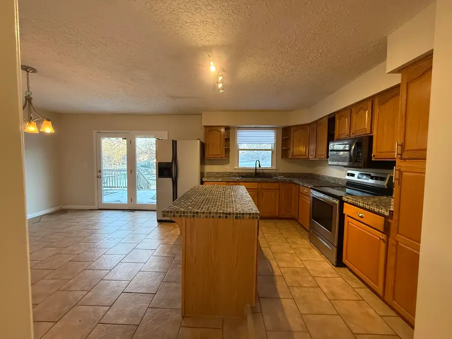 399 Ferris View Dr, Lewisburg, WV 24901 - #2