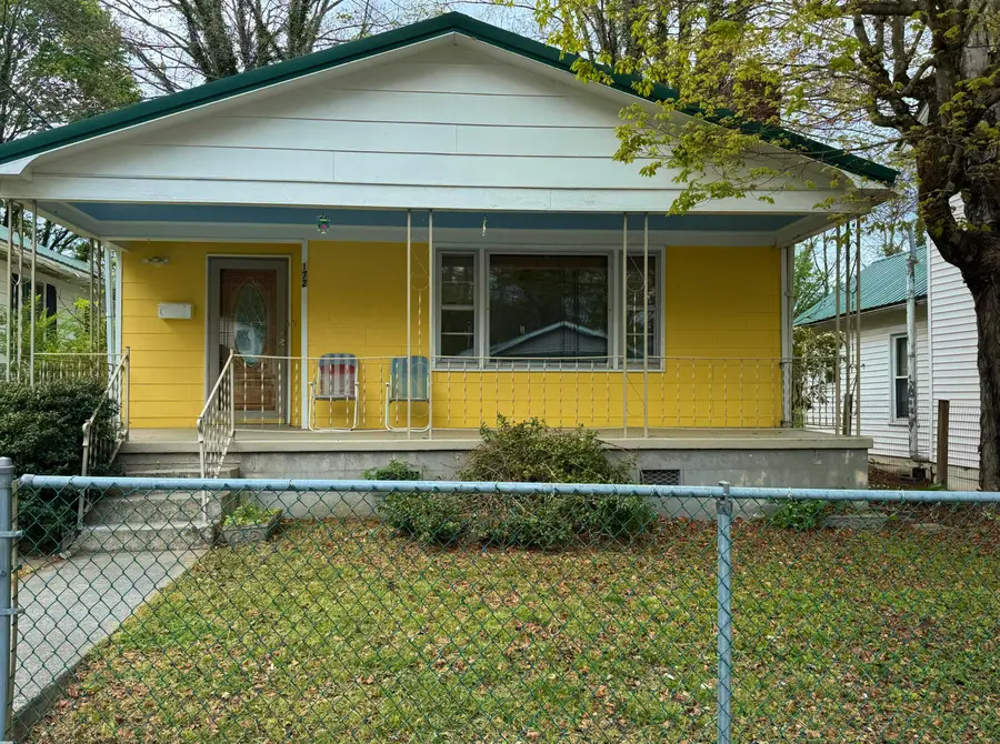 172 Church St, White Sulphur Springs, WV 24986 - #2