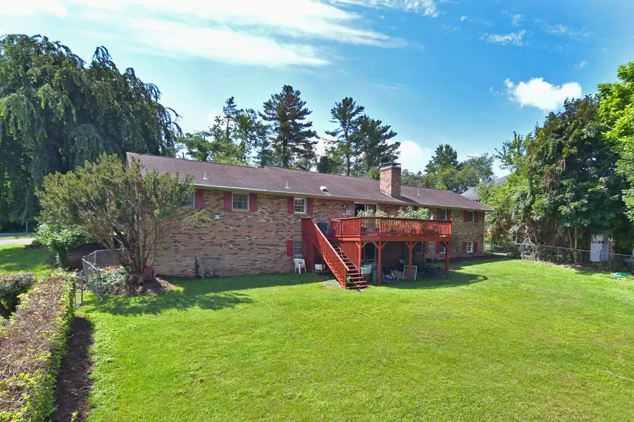 233 Summit Ave, Lewisburg, WV 24901 - #3