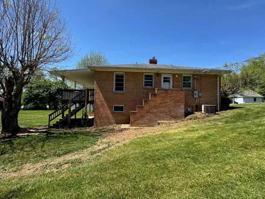 254 Webster St, Lewisburg, WV 24901 - #3