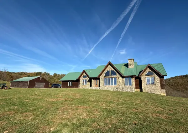 886 Trout Run Rd, Asbury, WV 24916