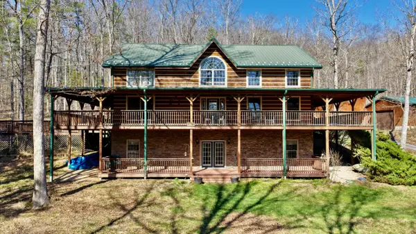 165 Laurel Cir, Lewisburg, WV 24901