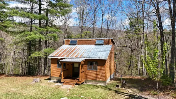 806 Misty Mountain Rd, Waiteville, WV 24984