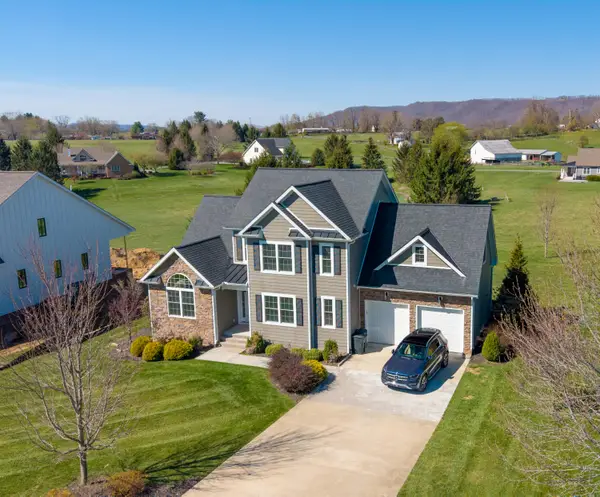 393 James River, Lewisburg, WV 24901