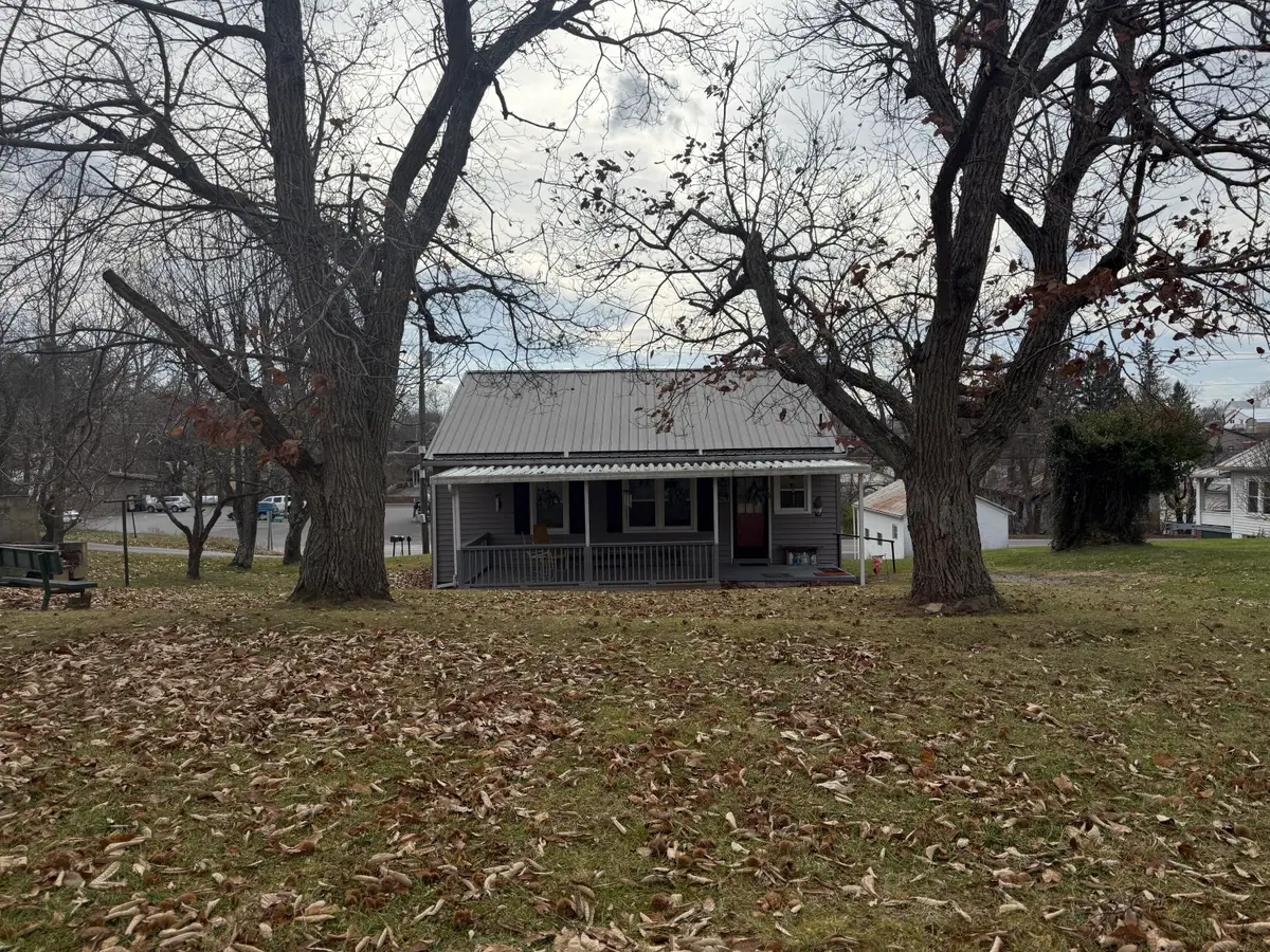 125 North Street Union Wv 24983, Union, WV 24983 - Image #1