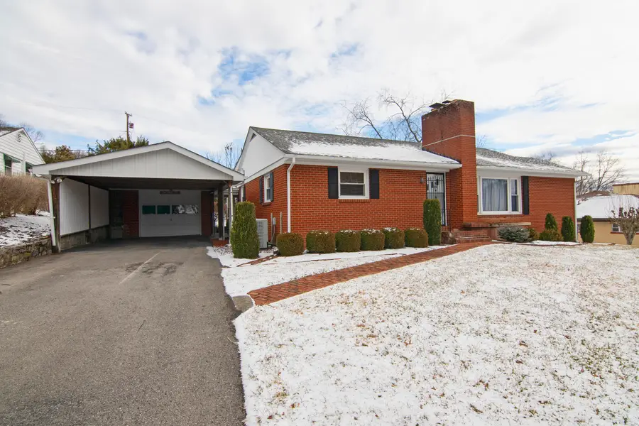 405 Alderson Street, Lewisburg, WV 24901 - Image #2