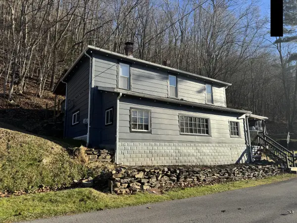 193 4th, Marlinton, WV 24954