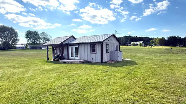 595 Rose Rd, Hillsboro, WV 24946
