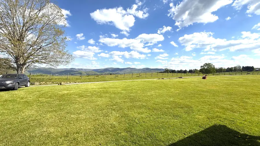 595 Rose Rd, Hillsboro, WV 24946 - #2