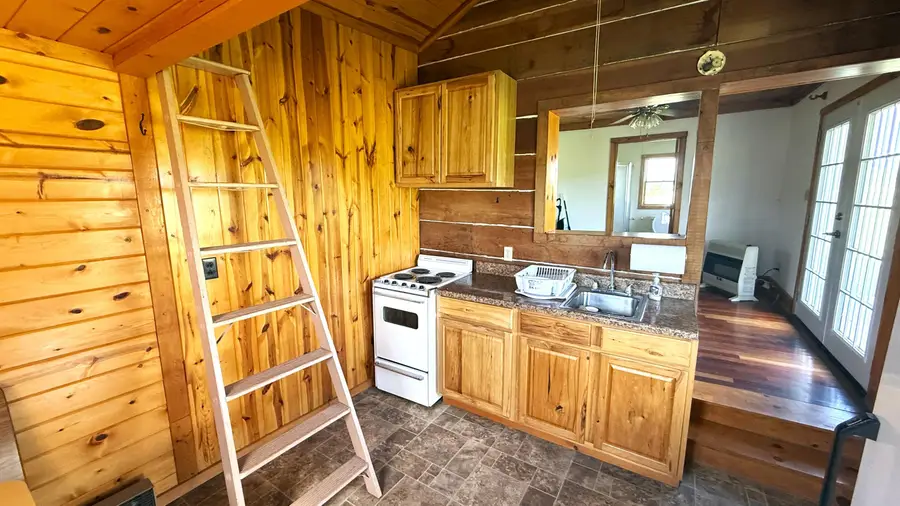 595 Rose Rd, Hillsboro, WV 24946 - #3