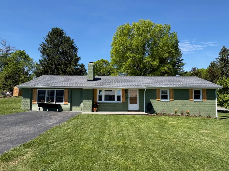 443 Mayapple Trl, Lewisburg, WV 24901 - #2